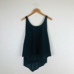 3/$25 🖤 BCBG textured, layered tank